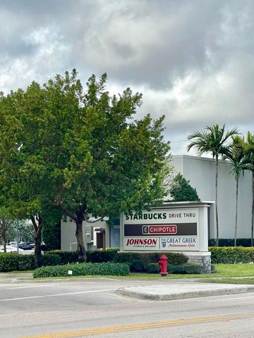 6685 Lakeside Road, West Palm Beach, FL 33411