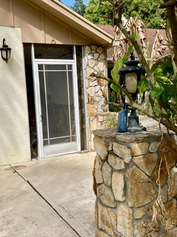 6685 Lakeside Road, West Palm Beach, FL 33411