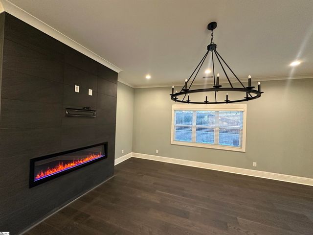 31 Velo Way, Travelers Rest, SC 29690