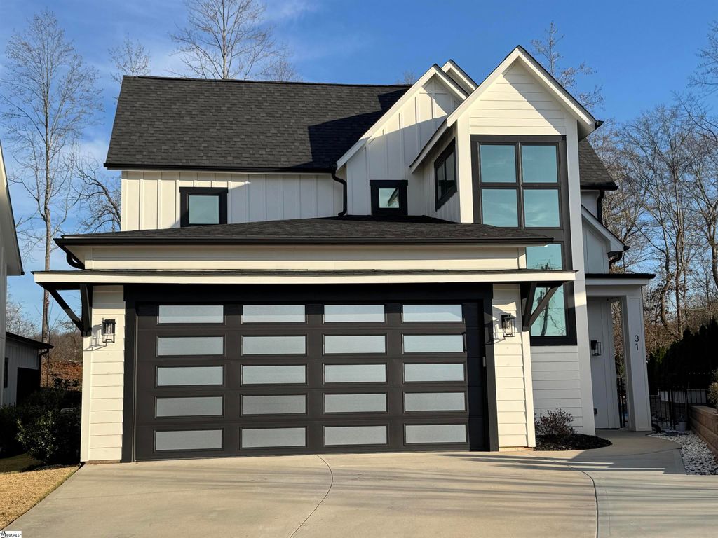 31 Velo Way, Travelers Rest, SC 29690