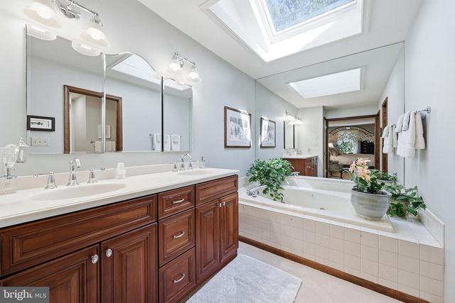 3 WILCOTE WAY, Medford, NJ 08055