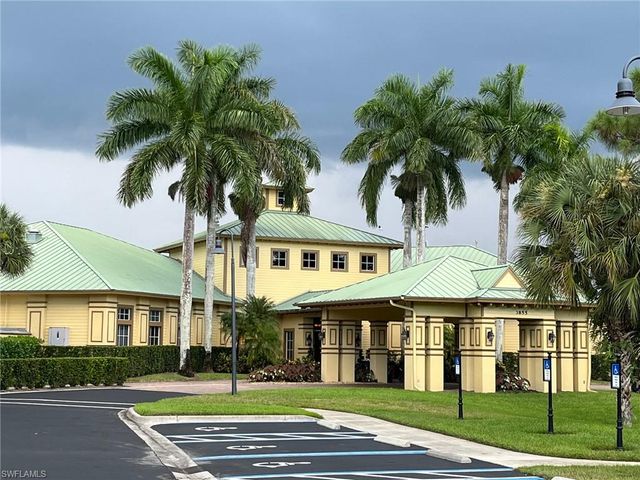 3970 Loblolly Bay DR 5, Naples, FL 34114