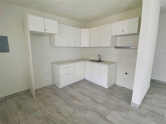 12 HH Rivera Quebrada Cru HH RIVERA, Toa Alta, PR 00953