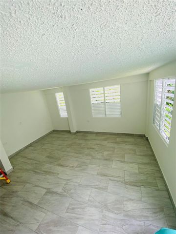 12 HH Rivera Quebrada Cru HH RIVERA, Toa Alta, PR 00953