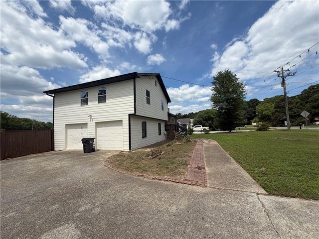 1861 Pharr Road, Snellville, GA 30078