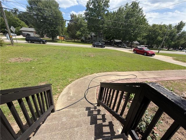 1861 Pharr Road, Snellville, GA 30078