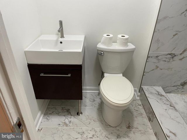 530 SOMERSET PL NW, Washington, DC 20011