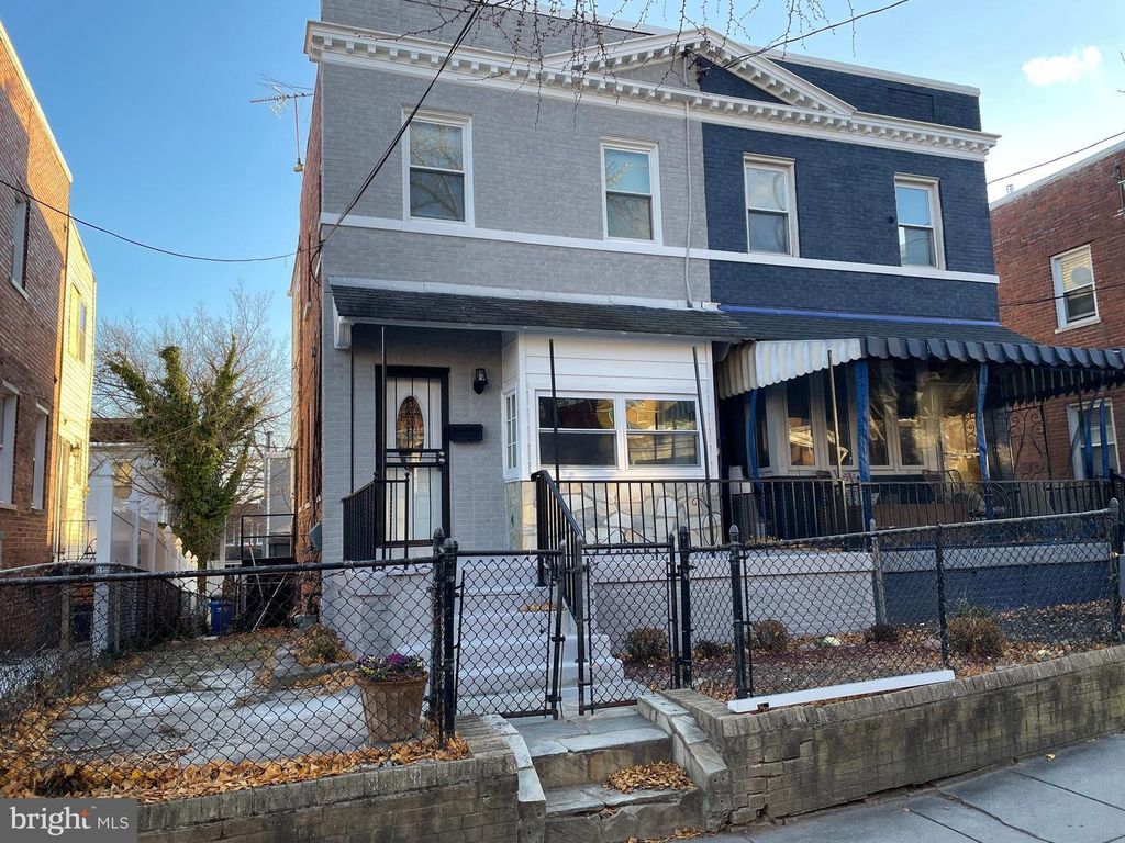 530 SOMERSET PL NW, Washington, DC 20011