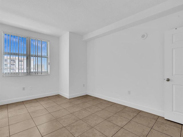 50 Menores Ave 518, Coral Gables, FL 33134