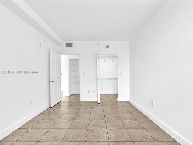 50 Menores Ave 518, Coral Gables, FL 33134