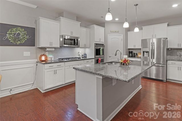 1929 Napa Valley Drive, Waxhaw, NC 28173