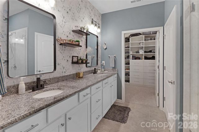 1929 Napa Valley Drive, Waxhaw, NC 28173