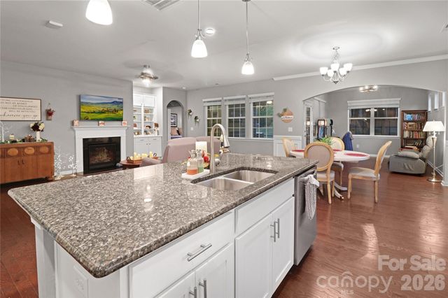 1929 Napa Valley Drive, Waxhaw, NC 28173