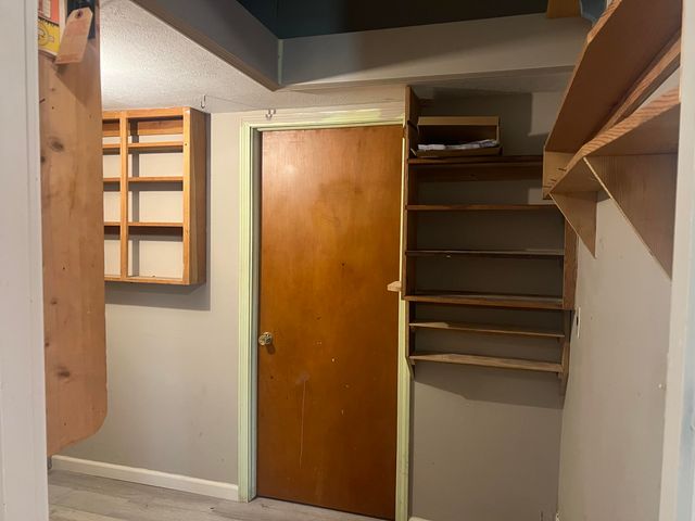 2330 S Delaware Avenue, Springfield, MO 65804