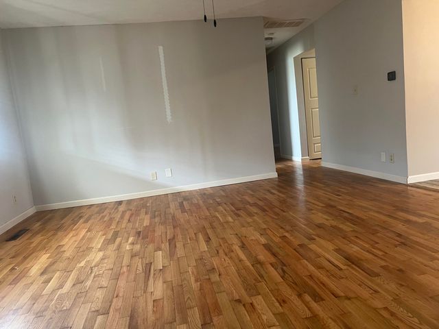 2330 S Delaware Avenue, Springfield, MO 65804