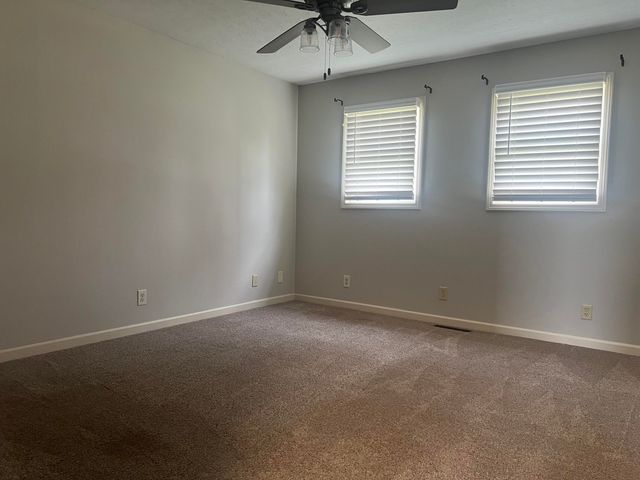 2330 S Delaware Avenue, Springfield, MO 65804