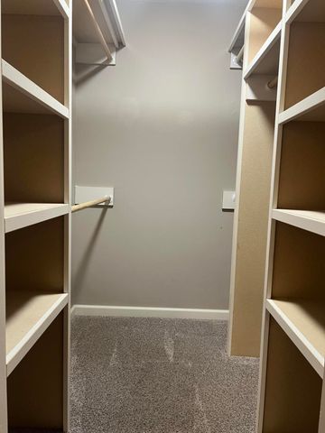 2330 S Delaware Avenue, Springfield, MO 65804