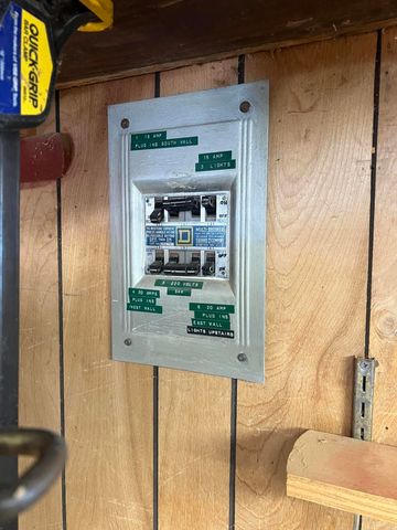 2330 S Delaware Avenue, Springfield, MO 65804