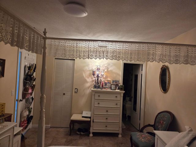 235 Lake Meryl Drive 235, West Palm Beach, FL 33411