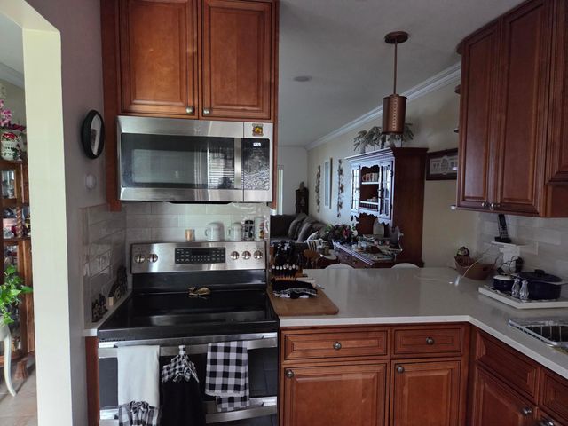 235 Lake Meryl Drive 235, West Palm Beach, FL 33411