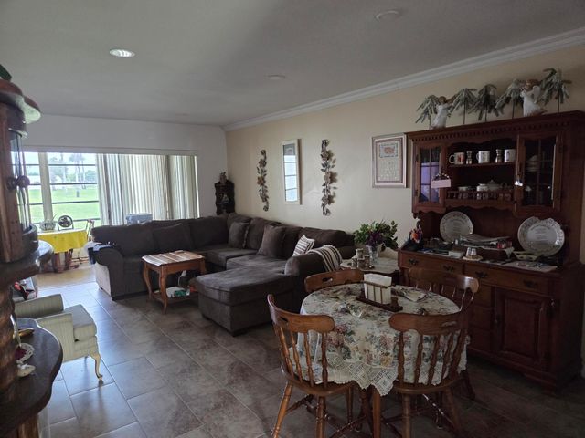 235 Lake Meryl Drive 235, West Palm Beach, FL 33411