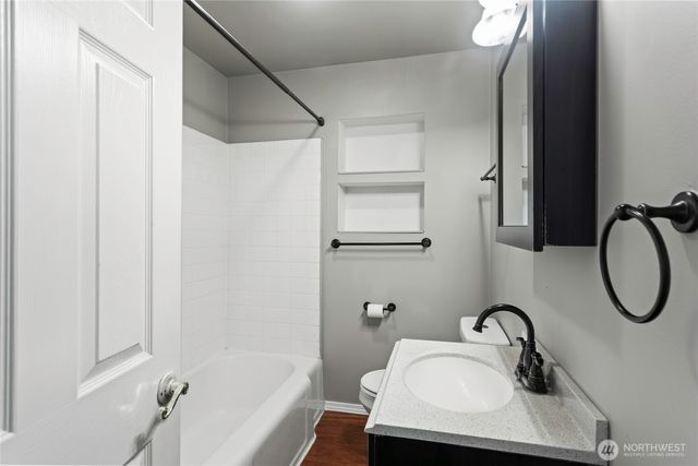 7545 Sunset Circle W, University Place, WA 98466