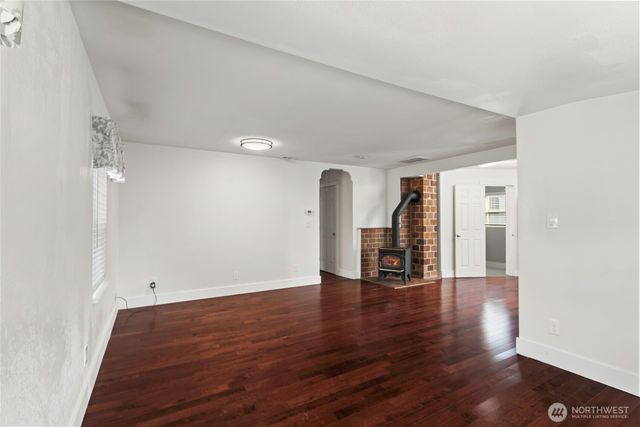 7545 Sunset Circle W, University Place, WA 98466