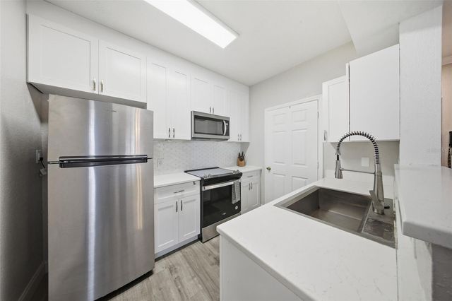 3702 PALM DESERT LANE 5421, Orlando, FL 32839