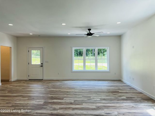 249 Timbercrest Ln, Mcdaniels, KY 40152