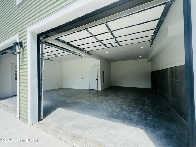 249 Timbercrest Ln, Mcdaniels, KY 40152