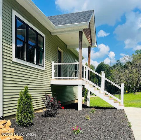 249 Timbercrest Ln, Mcdaniels, KY 40152