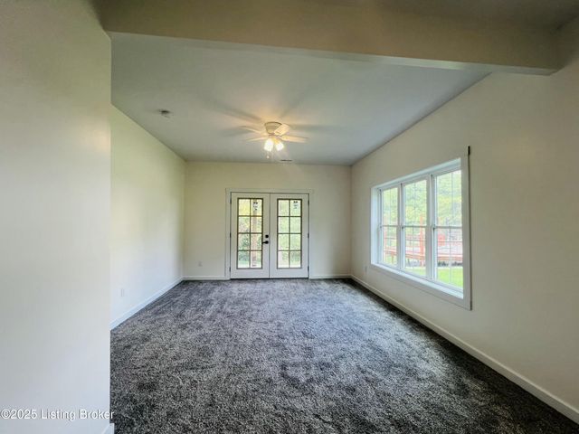 249 Timbercrest Ln, Mcdaniels, KY 40152