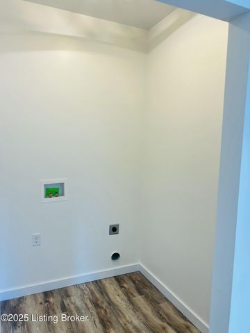 249 Timbercrest Ln, Mcdaniels, KY 40152