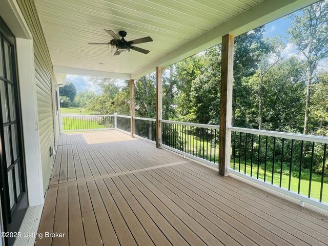 249 Timbercrest Ln, Mcdaniels, KY 40152