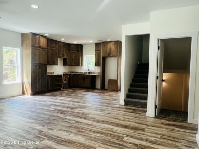 249 Timbercrest Ln, Mcdaniels, KY 40152