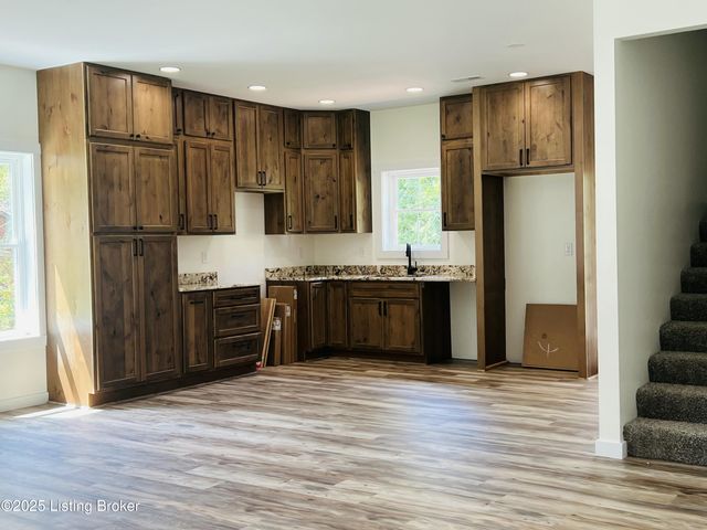 249 Timbercrest Ln, Mcdaniels, KY 40152