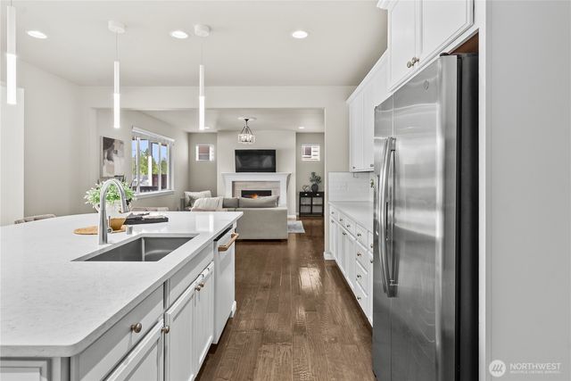 25714 207th Avenue SE, Covington, WA 98042