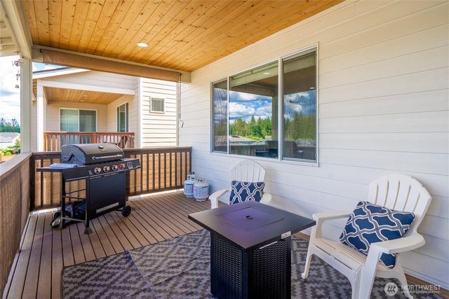 25714 207th Avenue SE, Covington, WA 98042