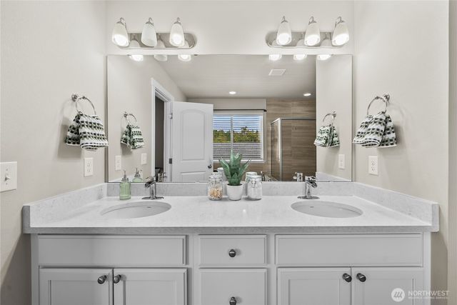 25714 207th Avenue SE, Covington, WA 98042