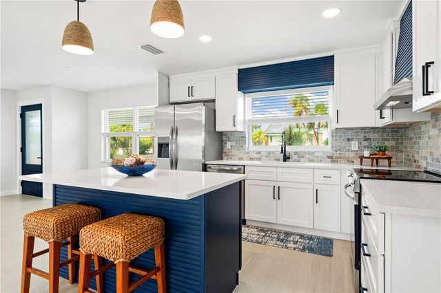 5004 ARLINGTON ROAD, Palmetto, FL 34221