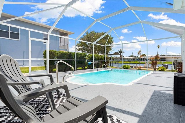 5004 ARLINGTON ROAD, Palmetto, FL 34221