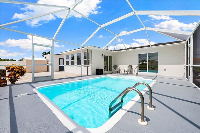 5004 ARLINGTON ROAD, Palmetto, FL 34221