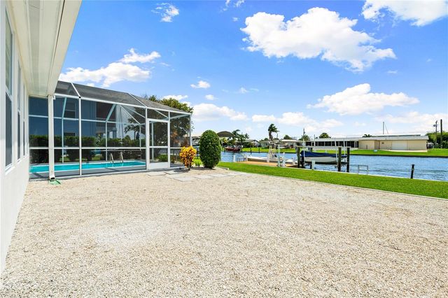 5004 ARLINGTON ROAD, Palmetto, FL 34221