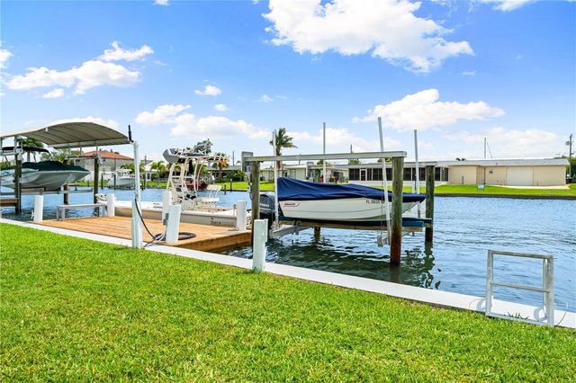 5004 ARLINGTON ROAD, Palmetto, FL 34221