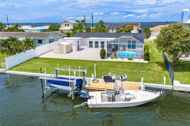 5004 ARLINGTON ROAD, Palmetto, FL 34221