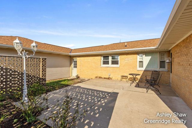 750 Pine Avenue, Holland, MI 49423