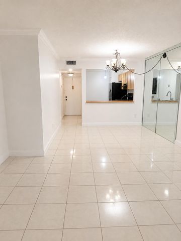 871 NE 207TH Lane 104-15, Miami, FL 33179
