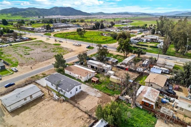 33064 Willard Street, Winchester, CA 92596