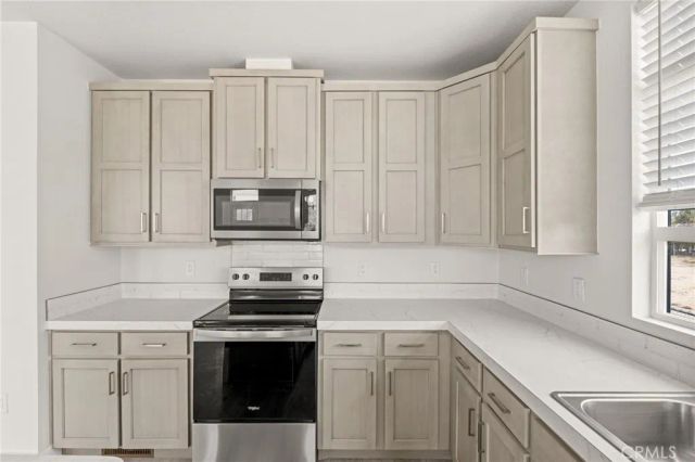 33064 Willard Street, Winchester, CA 92596