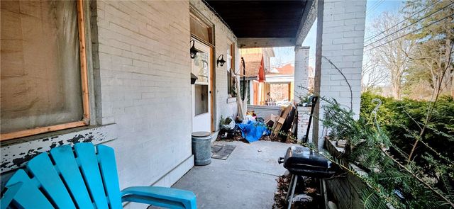 53 Carrick Ave, Carrick, PA 15210